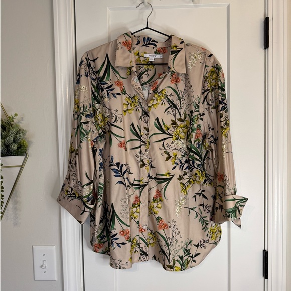 Chico's Tops - Chico’s No Iron 3/4 Sleeve Button Down Floral Top